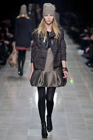 Look 32